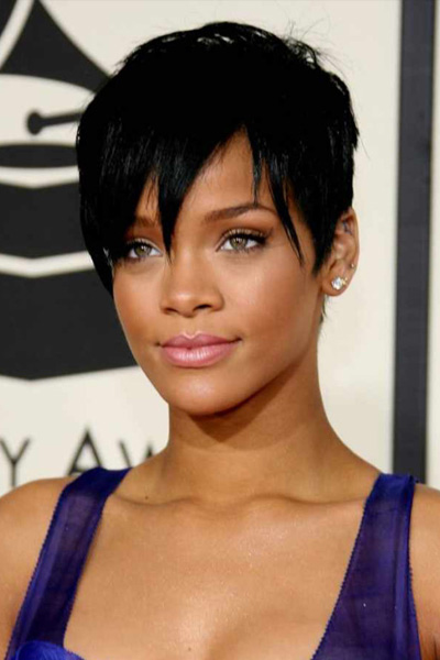 rihanna-2008- Rihanna en 15 looks
